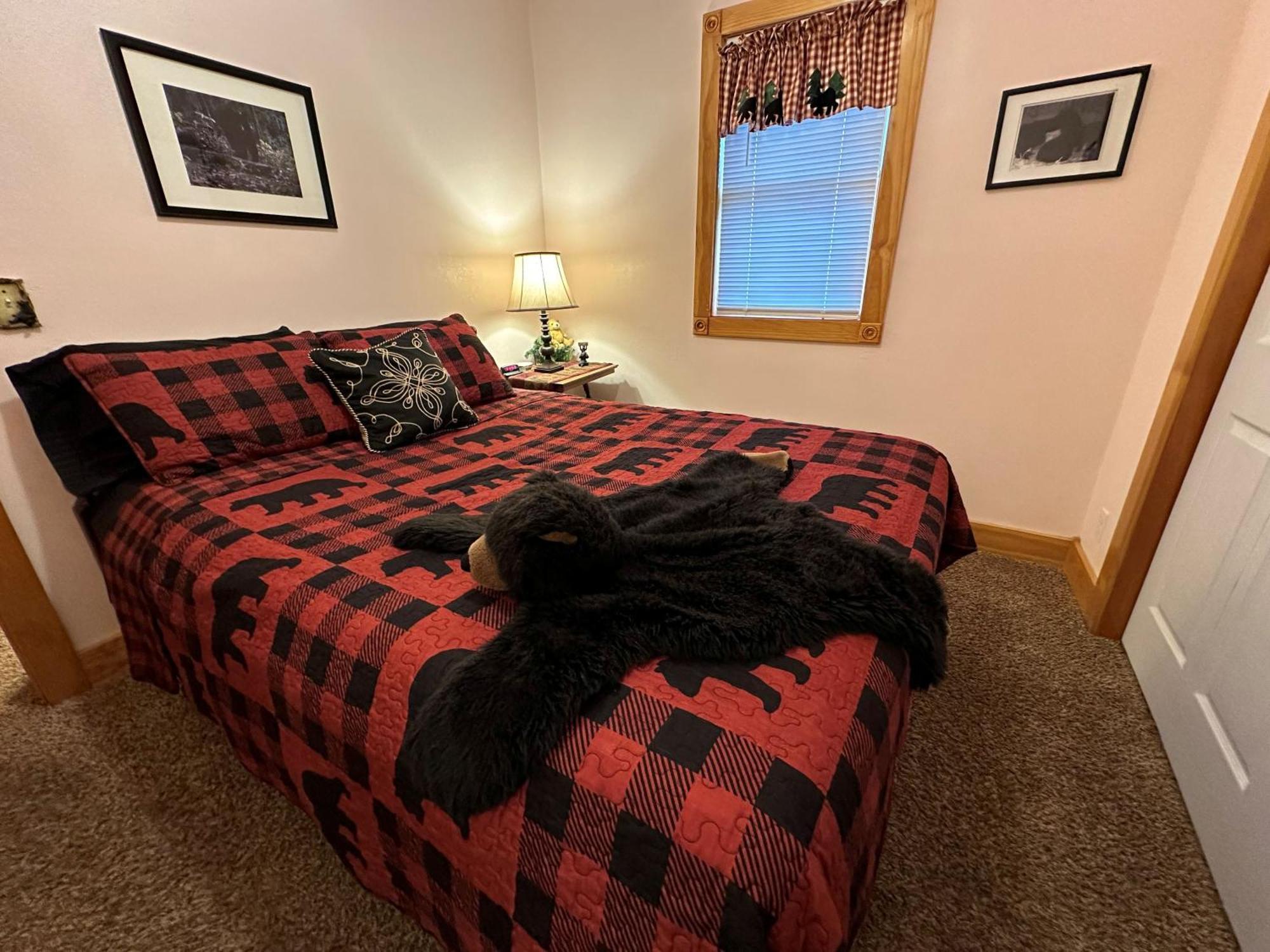 The Bear Den Villa Айрънууд Екстериор снимка