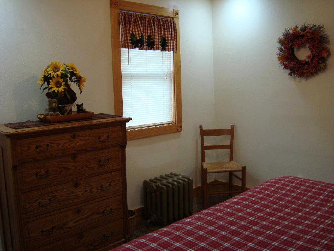 The Bear Den Villa Айрънууд Екстериор снимка